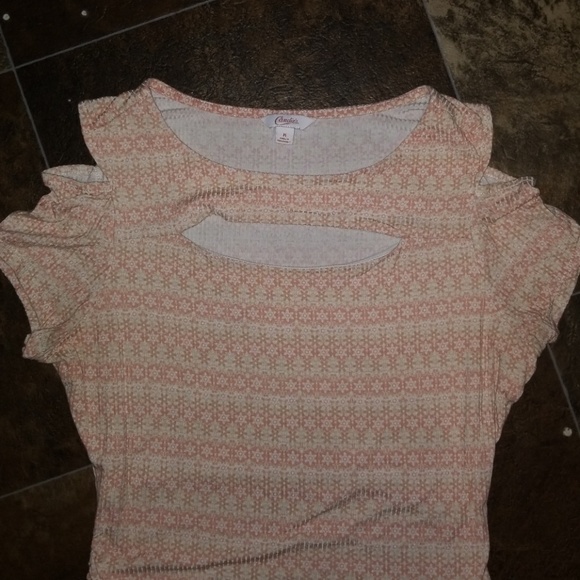 Top - Picture 2 of 4